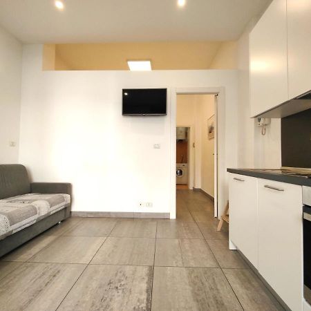Hostdomus - Terry Suite Torino Exterior foto