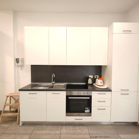 Hostdomus - Terry Suite Torino Exterior foto